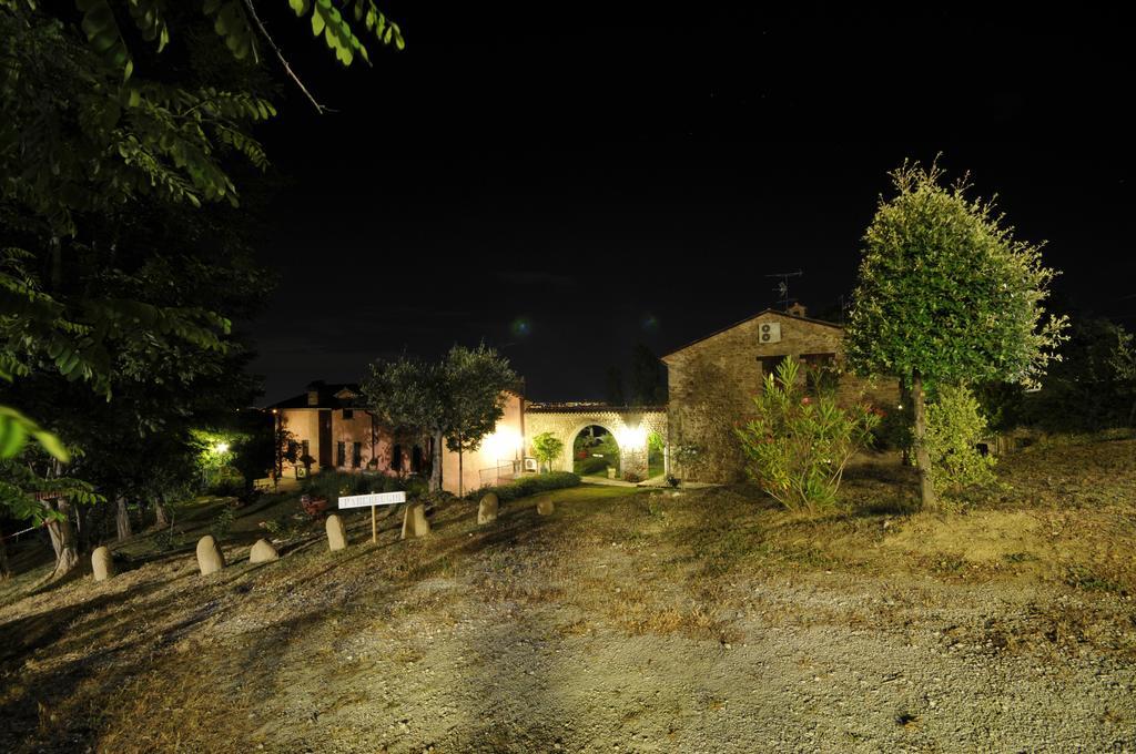I Quattro Passeri Country House Santa Paola Eksteriør bilde